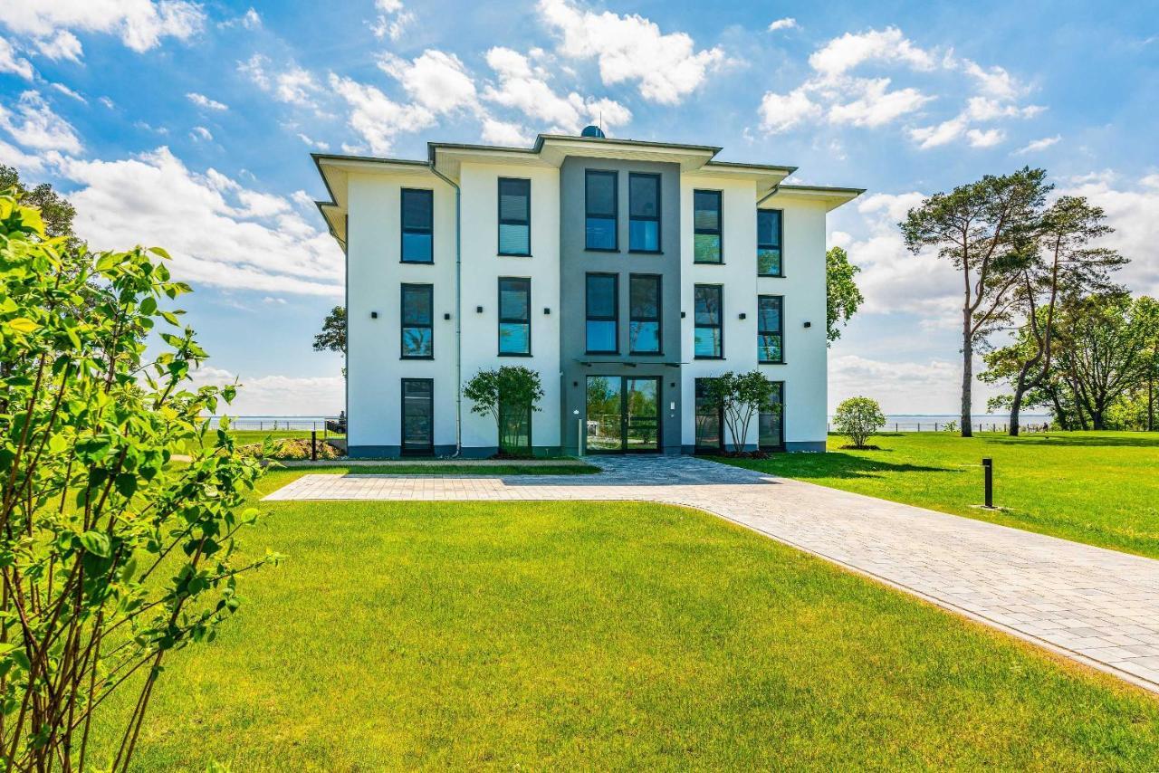 Appartement "Mondstein" Mit Penthouseflair - Oase Am Haff Garz  Exterior photo